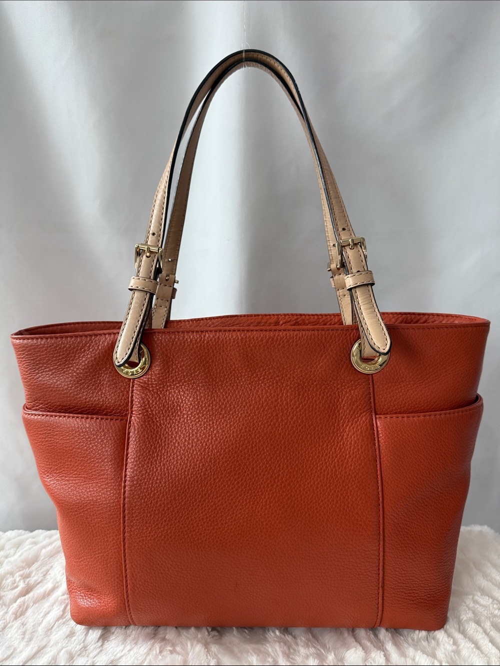 Michael Kors Jet Set Burnt Orange Leather with Contrast Handles - Picture 5 of 13